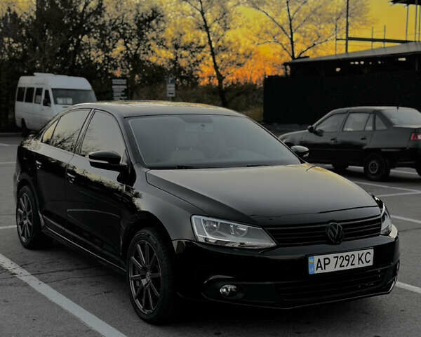 Черный Фольксваген Джетта, объемом двигателя 1.97 л и пробегом 229 тыс. км за 9500 $, фото 10 на Automoto.ua