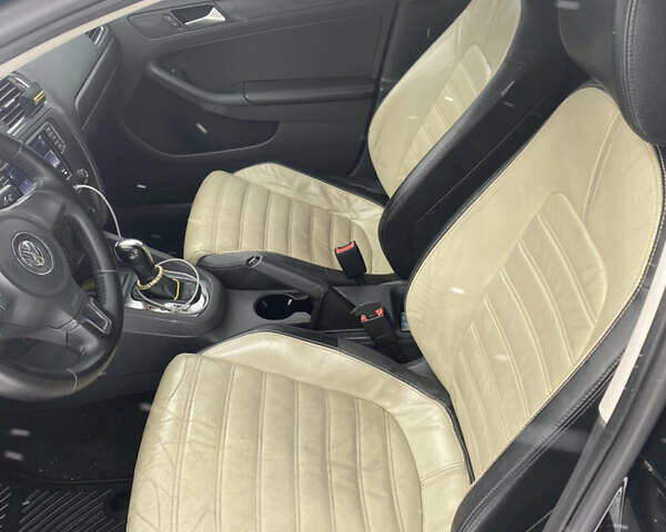 Черный Фольксваген Джетта, объемом двигателя 1.98 л и пробегом 245 тыс. км за 9000 $, фото 6 на Automoto.ua