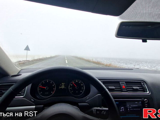 Черный Фольксваген Джетта, объемом двигателя 2.5 л и пробегом 190 тыс. км за 9700 $, фото 6 на Automoto.ua