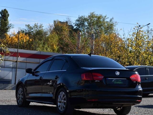 Черный Фольксваген Джетта, объемом двигателя 2.5 л и пробегом 280 тыс. км за 8700 $, фото 3 на Automoto.ua