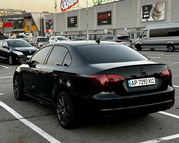 Черный Фольксваген Джетта, объемом двигателя 1.97 л и пробегом 229 тыс. км за 9500 $, фото 3 на Automoto.ua