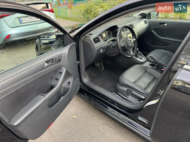 Черный Фольксваген Джетта, объемом двигателя 1.97 л и пробегом 333 тыс. км за 9800 $, фото 11 на Automoto.ua