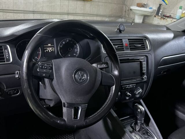 Чорний Фольксваген Джетта, об'ємом двигуна 2.5 л та пробігом 144 тис. км за 8000 $, фото 6 на Automoto.ua