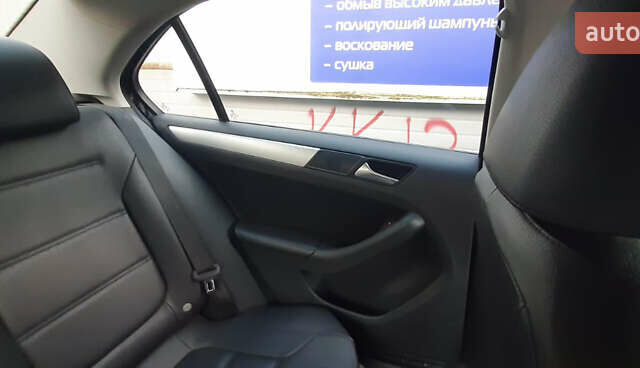 Черный Фольксваген Джетта, объемом двигателя 2.5 л и пробегом 163 тыс. км за 8799 $, фото 36 на Automoto.ua