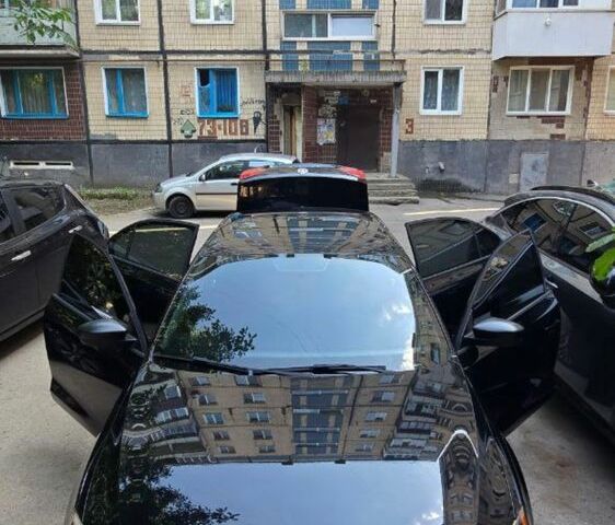 Черный Фольксваген Джетта, объемом двигателя 2 л и пробегом 220 тыс. км за 7500 $, фото 1 на Automoto.ua