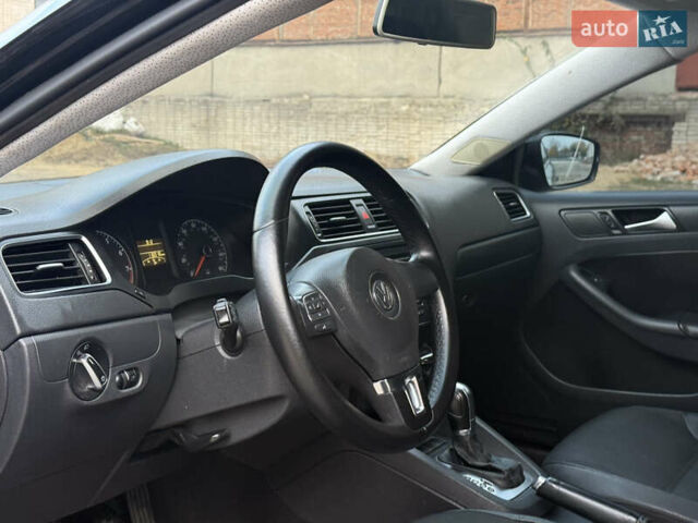 Черный Фольксваген Джетта, объемом двигателя 2.5 л и пробегом 186 тыс. км за 8750 $, фото 22 на Automoto.ua