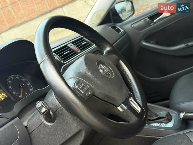 Черный Фольксваген Джетта, объемом двигателя 2.5 л и пробегом 186 тыс. км за 8750 $, фото 28 на Automoto.ua