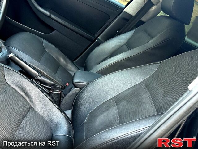 Чорний Фольксваген Джетта, об'ємом двигуна 2.5 л та пробігом 186 тис. км за 8750 $, фото 8 на Automoto.ua