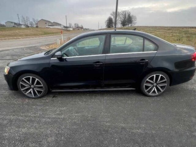 Чорний Фольксваген Джетта, об'ємом двигуна 2 л та пробігом 83 тис. км за 6000 $, фото 2 на Automoto.ua