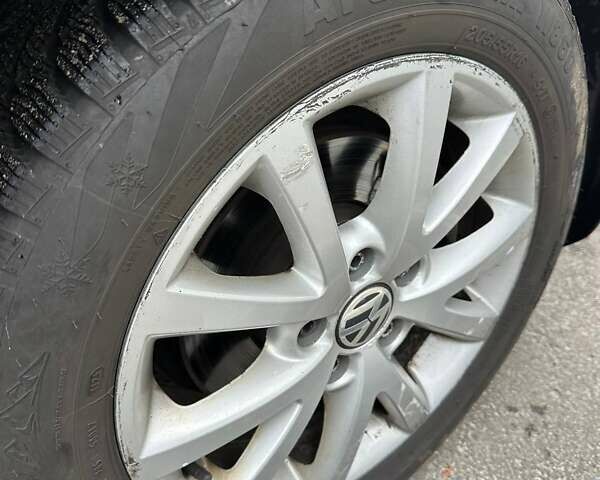 Чорний Фольксваген Джетта, об'ємом двигуна 1.8 л та пробігом 183 тис. км за 8800 $, фото 5 на Automoto.ua