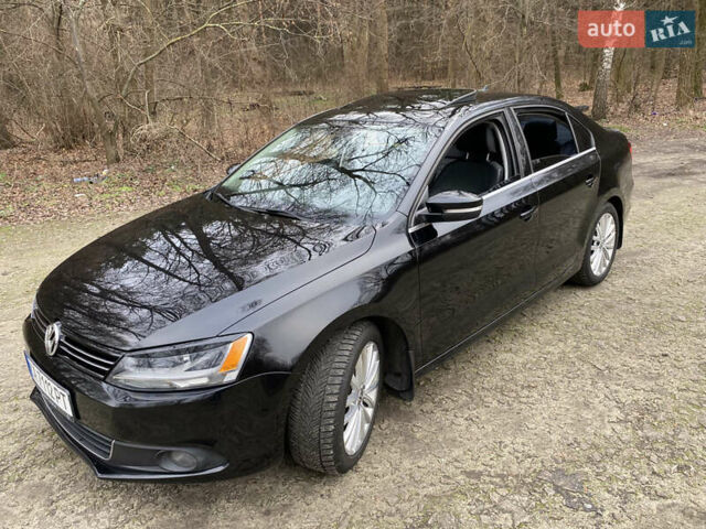 Черный Фольксваген Джетта, объемом двигателя 2.47 л и пробегом 239 тыс. км за 9900 $, фото 3 на Automoto.ua