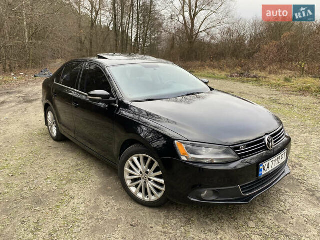 Черный Фольксваген Джетта, объемом двигателя 2.47 л и пробегом 239 тыс. км за 9900 $, фото 8 на Automoto.ua