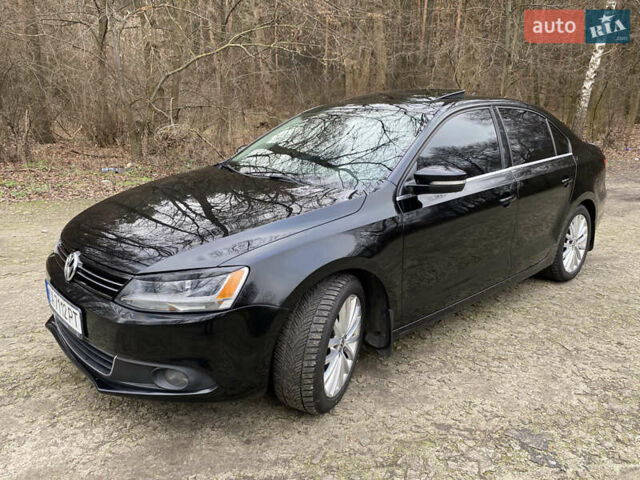 Черный Фольксваген Джетта, объемом двигателя 2.5 л и пробегом 239 тыс. км за 10200 $, фото 5 на Automoto.ua
