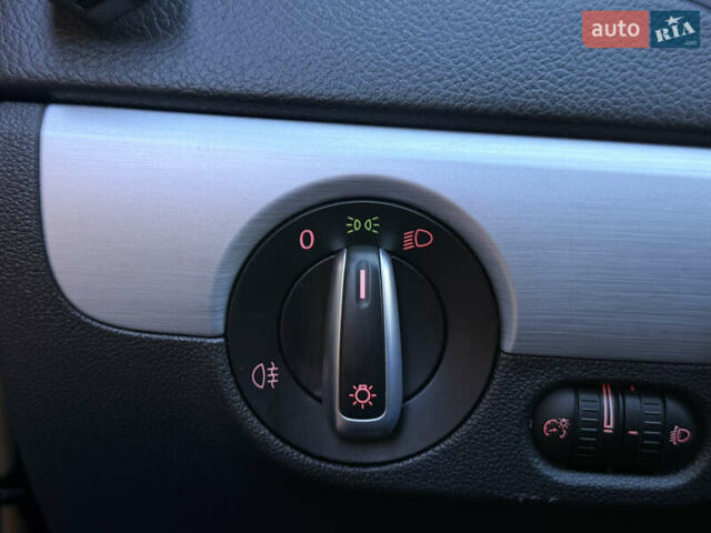 Черный Фольксваген Джетта, объемом двигателя 1.4 л и пробегом 170 тыс. км за 8700 $, фото 18 на Automoto.ua