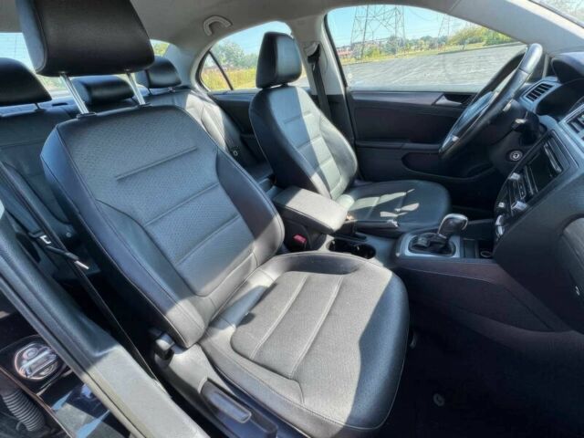 Чорний Фольксваген Джетта, об'ємом двигуна 2 л та пробігом 88 тис. км за 1275 $, фото 7 на Automoto.ua