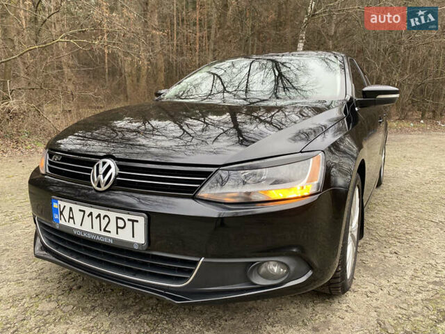 Черный Фольксваген Джетта, объемом двигателя 2.47 л и пробегом 239 тыс. км за 9900 $, фото 5 на Automoto.ua