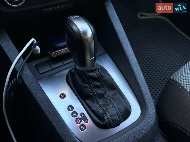 Черный Фольксваген Джетта, объемом двигателя 1.4 л и пробегом 170 тыс. км за 8700 $, фото 20 на Automoto.ua