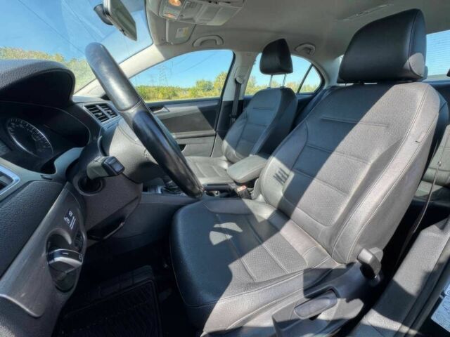 Чорний Фольксваген Джетта, об'ємом двигуна 2 л та пробігом 88 тис. км за 1275 $, фото 6 на Automoto.ua