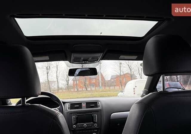 Черный Фольксваген Джетта, объемом двигателя 2 л и пробегом 171 тыс. км за 12800 $, фото 5 на Automoto.ua