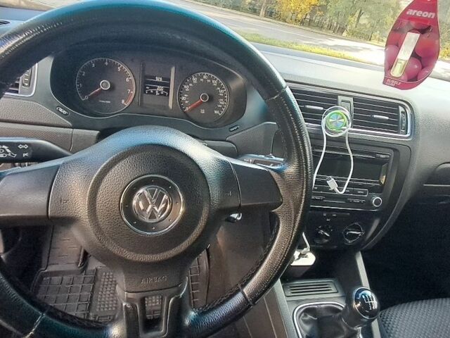 Чорний Фольксваген Джетта, об'ємом двигуна 2 л та пробігом 265 тис. км за 7200 $, фото 4 на Automoto.ua