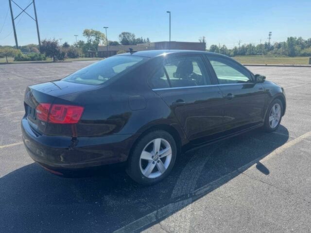 Чорний Фольксваген Джетта, об'ємом двигуна 2 л та пробігом 88 тис. км за 1275 $, фото 5 на Automoto.ua