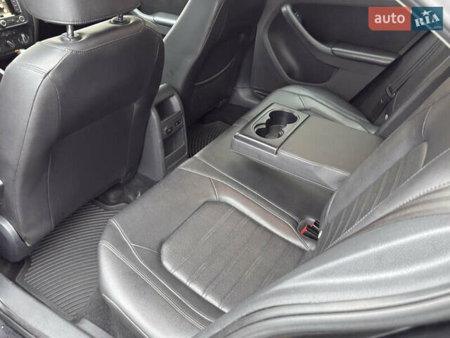 Чорний Фольксваген Джетта, об'ємом двигуна 1.8 л та пробігом 192 тис. км за 8500 $, фото 46 на Automoto.ua