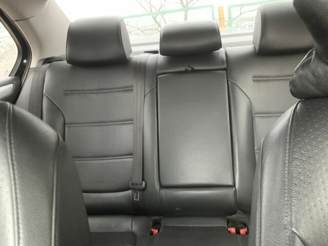 Чорний Фольксваген Джетта, об'ємом двигуна 1.8 л та пробігом 212 тис. км за 7500 $, фото 13 на Automoto.ua