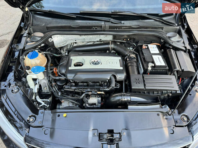 Чорний Фольксваген Джетта, об'ємом двигуна 2 л та пробігом 169 тис. км за 10300 $, фото 7 на Automoto.ua