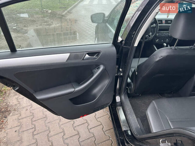 Чорний Фольксваген Джетта, об'ємом двигуна 2.48 л та пробігом 194 тис. км за 7500 $, фото 10 на Automoto.ua