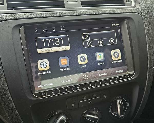 Черный Фольксваген Джетта, объемом двигателя 2.48 л и пробегом 180 тыс. км за 4700 $, фото 24 на Automoto.ua