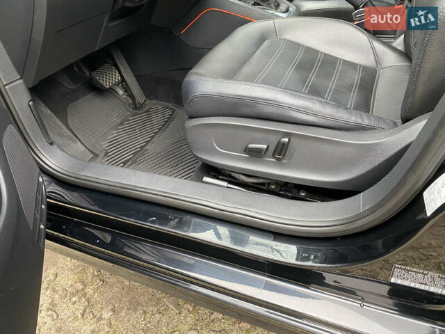 Черный Фольксваген Джетта, объемом двигателя 2.5 л и пробегом 239 тыс. км за 10200 $, фото 37 на Automoto.ua