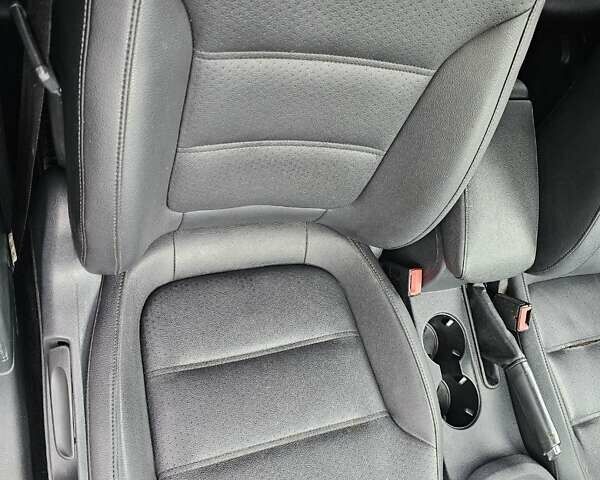 Черный Фольксваген Джетта, объемом двигателя 2.48 л и пробегом 180 тыс. км за 4700 $, фото 11 на Automoto.ua