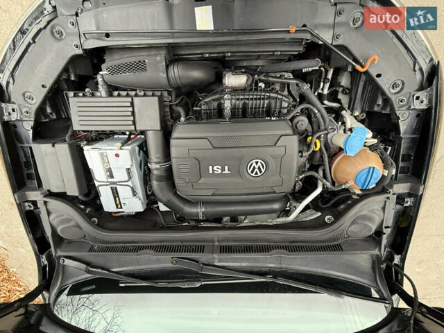 Черный Фольксваген Джетта, объемом двигателя 1.8 л и пробегом 240 тыс. км за 7800 $, фото 13 на Automoto.ua