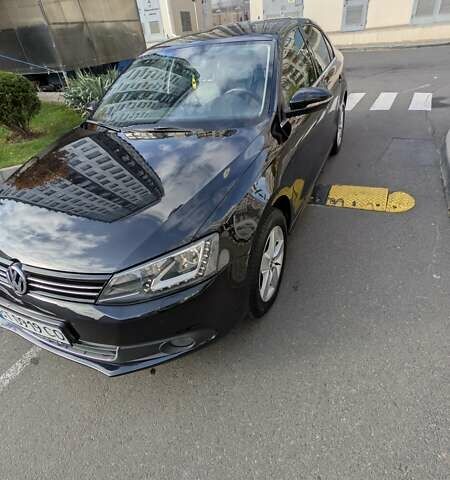 Черный Фольксваген Джетта, объемом двигателя 1.97 л и пробегом 280 тыс. км за 11499 $, фото 4 на Automoto.ua