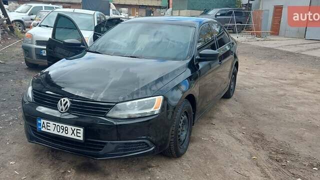 Фольксваген Джетта 2013 в Изюме на Automoto.ua Черный Фольксваген Джетта, объемом двигателя 1.98 л и пробегом 98 тыс. км за 8800 $, фото 1 на Automoto.ua