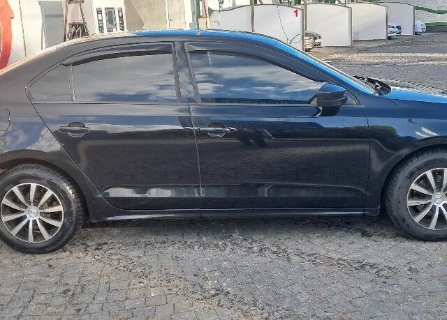 Чорний Фольксваген Джетта, об'ємом двигуна 2 л та пробігом 265 тис. км за 7200 $, фото 2 на Automoto.ua