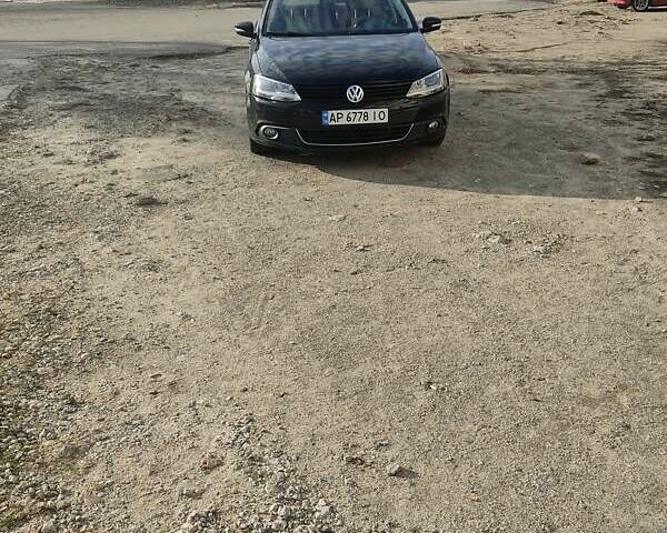 Фольксваген Джетта 2013 в Запорожье на Automoto.ua Черный Фольксваген Джетта, объемом двигателя 1.8 л и пробегом 150 тыс. км за 9200 $, фото 4 на Automoto.ua