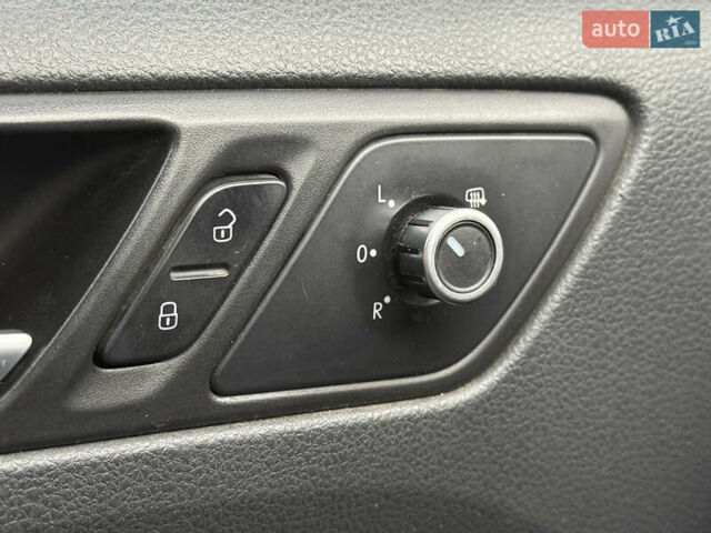 Чорний Фольксваген Джетта, об'ємом двигуна 1.8 л та пробігом 192 тис. км за 8500 $, фото 42 на Automoto.ua