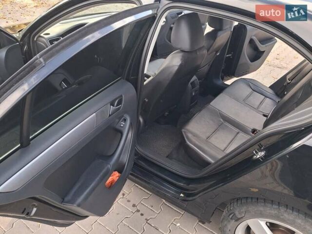 Фольксваген Джетта 2013 в Львове на Automoto.ua Черный Фольксваген Джетта, объемом двигателя 1.97 л и пробегом 278 тыс. км за 8499 $, фото 10 на Automoto.ua