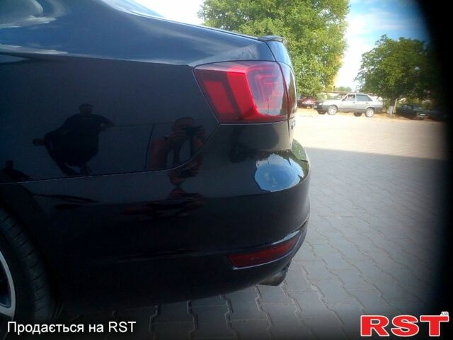 Черный Фольксваген Джетта, объемом двигателя 2 л и пробегом 170 тыс. км за 12500 $, фото 5 на Automoto.ua