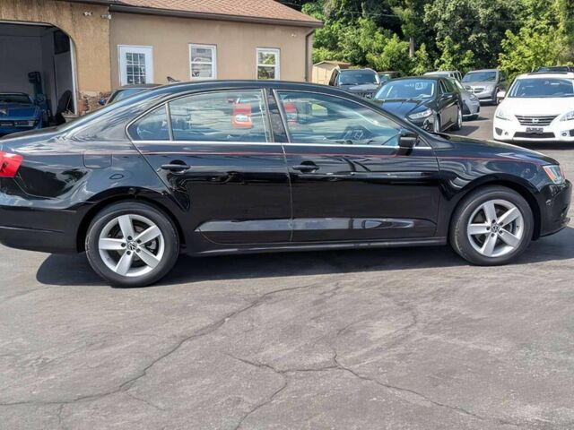 Чорний Фольксваген Джетта, об'ємом двигуна 2 л та пробігом 85 тис. км за 6500 $, фото 7 на Automoto.ua