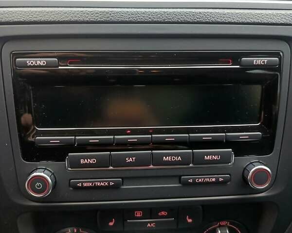 Черный Фольксваген Джетта, объемом двигателя 1.8 л и пробегом 157 тыс. км за 11999 $, фото 43 на Automoto.ua