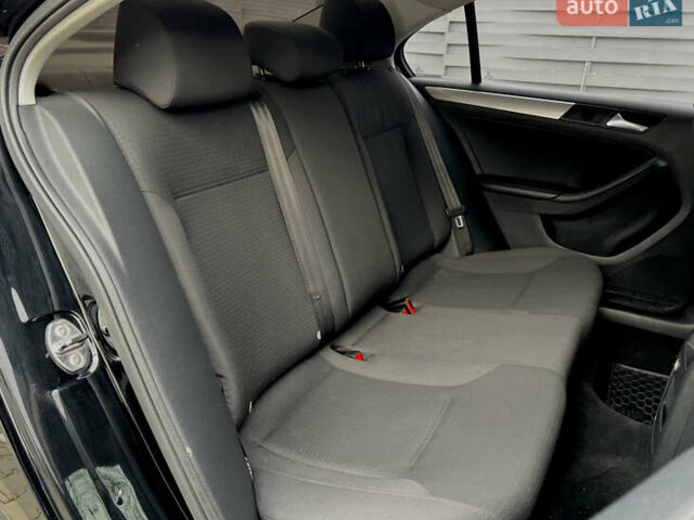 Чорний Фольксваген Джетта, об'ємом двигуна 1.8 л та пробігом 200 тис. км за 8400 $, фото 30 на Automoto.ua