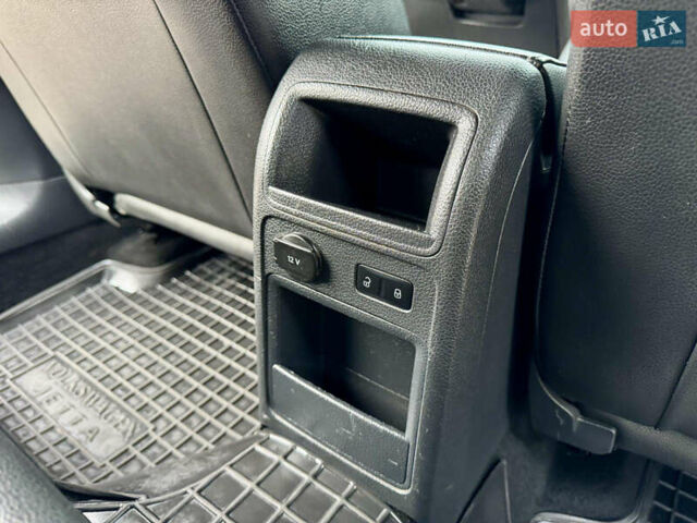 Черный Фольксваген Джетта, объемом двигателя 1.8 л и пробегом 220 тыс. км за 8500 $, фото 32 на Automoto.ua