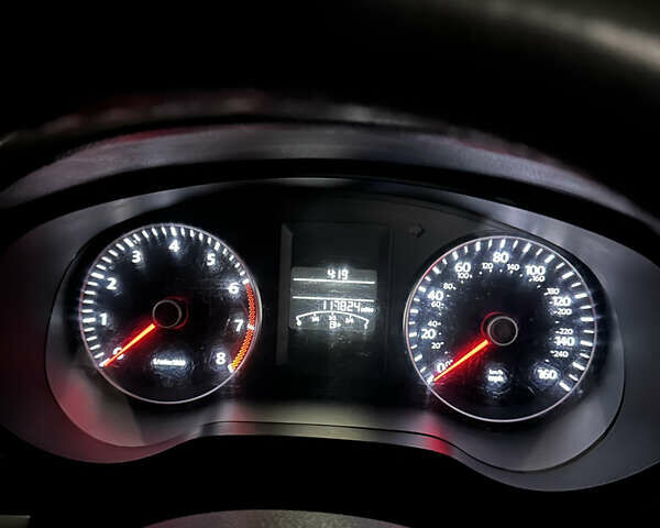 Черный Фольксваген Джетта, объемом двигателя 1.8 л и пробегом 188 тыс. км за 10000 $, фото 9 на Automoto.ua