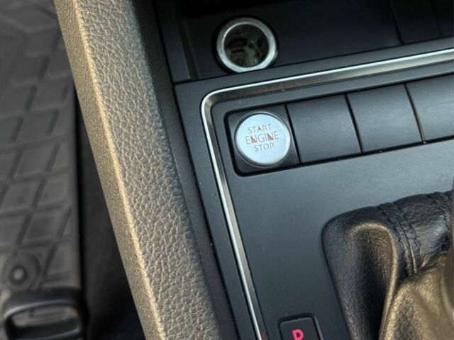 Черный Фольксваген Джетта, объемом двигателя 1.8 л и пробегом 180 тыс. км за 9499 $, фото 21 на Automoto.ua