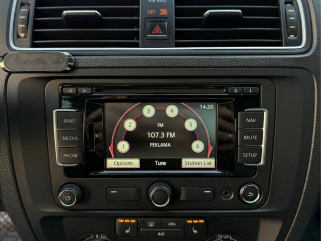 Черный Фольксваген Джетта, объемом двигателя 1.8 л и пробегом 180 тыс. км за 9499 $, фото 20 на Automoto.ua