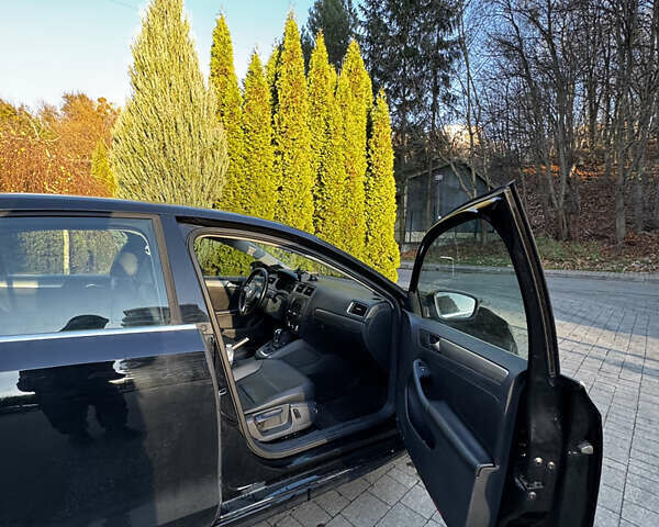 Черный Фольксваген Джетта, объемом двигателя 2 л и пробегом 201 тыс. км за 9600 $, фото 12 на Automoto.ua