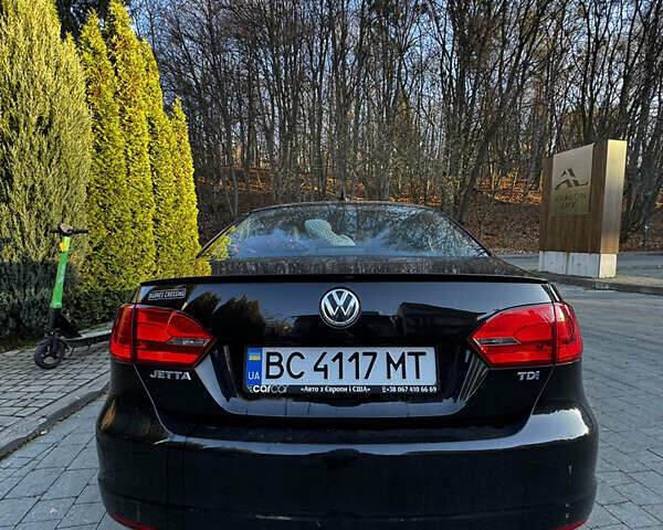 Черный Фольксваген Джетта, объемом двигателя 2 л и пробегом 201 тыс. км за 9600 $, фото 6 на Automoto.ua