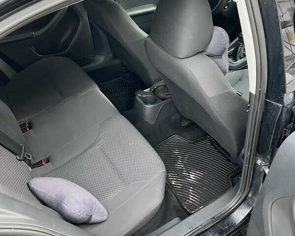 Черный Фольксваген Джетта, объемом двигателя 2 л и пробегом 315 тыс. км за 7800 $, фото 7 на Automoto.ua